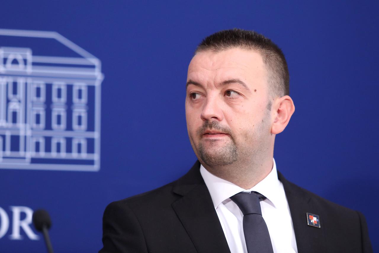 Zagreb: Hrvatski suverenisti o podizanju članarine u EU