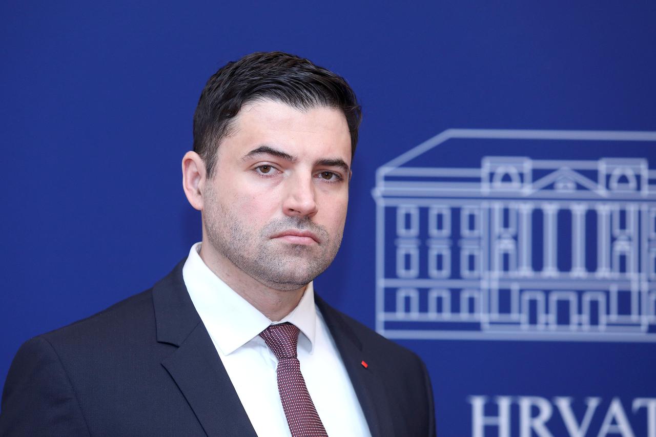 Davor Bernardić