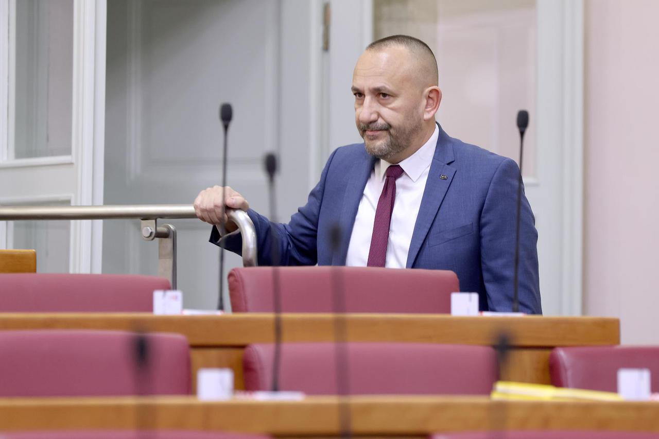 Zagreb: Sabor o materijalima i predmetima koji dolaze u neposredan dodir s hranom