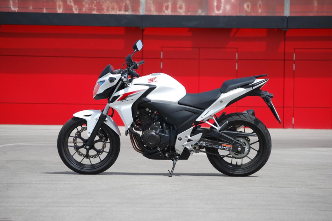 'HondaCB03_nnn_aut_090513.jp'