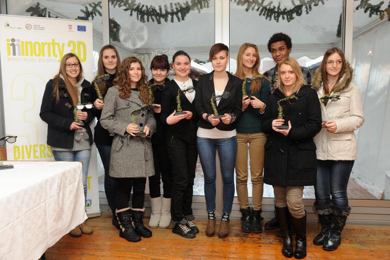 Međunarodni dan ljudskih prava, srednjoškolci, filmaši, kratki dokumentarci o manjinama, nagrade (1)