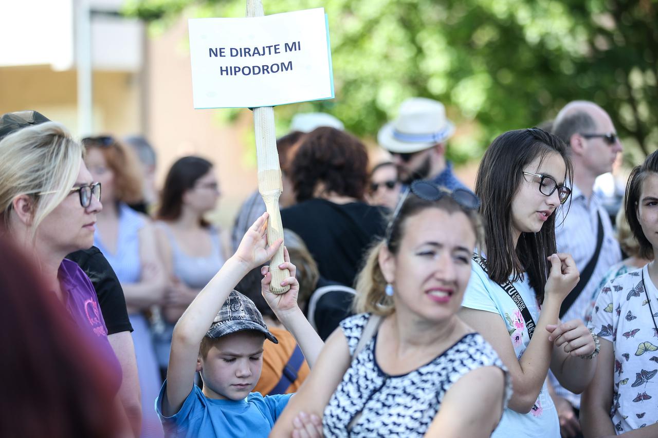 Prosvjed pred Hipodromom