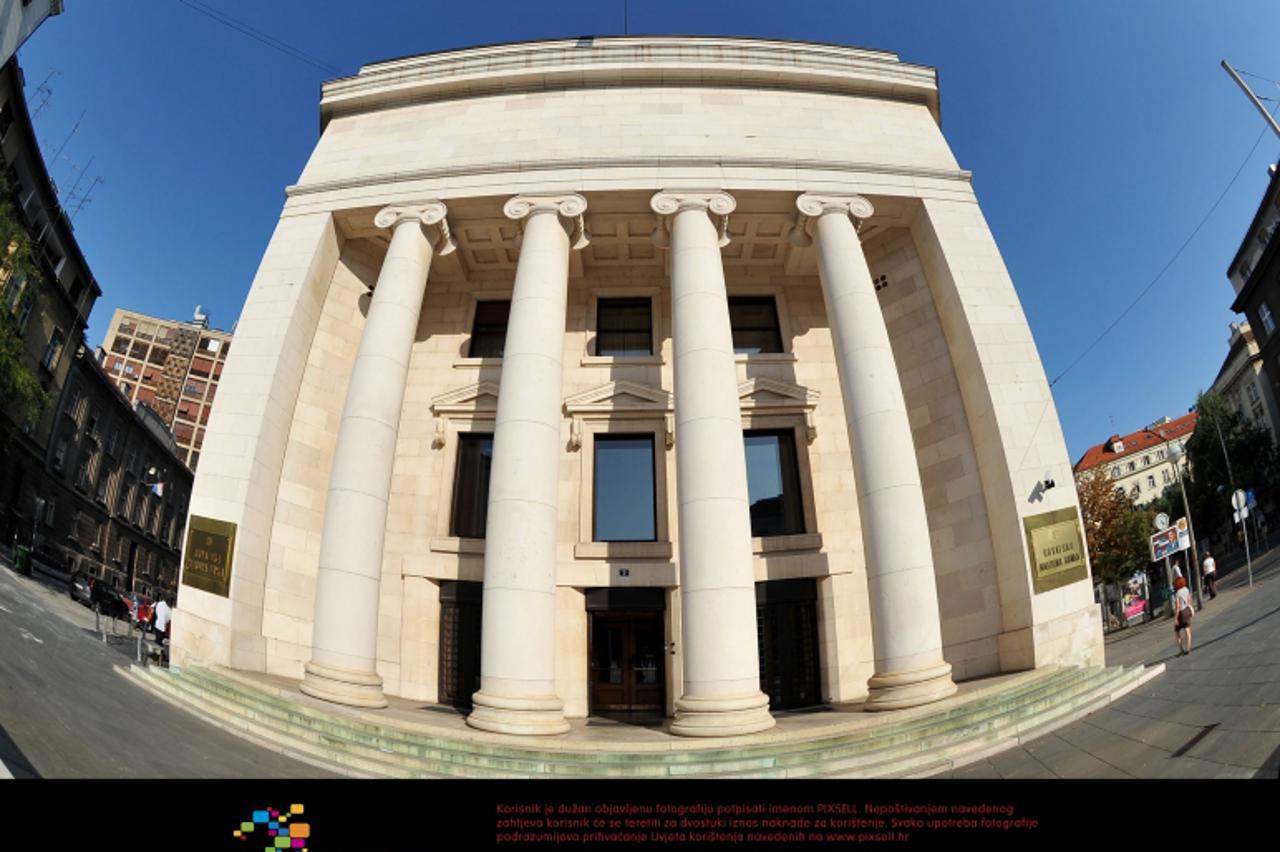 '18.08.2009., Zagreb - Trg burze, Hrvatska narodna banka, HNB.  Photo: Marko Lukunic/Vecernji list'