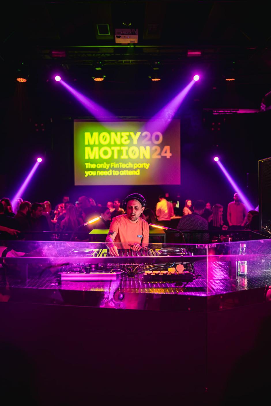 Money Motion