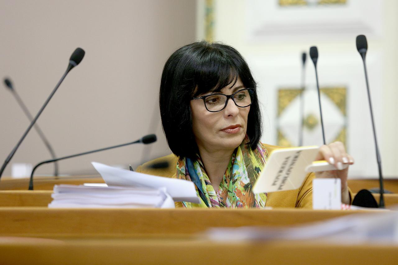 Marina Lovrić Merzel