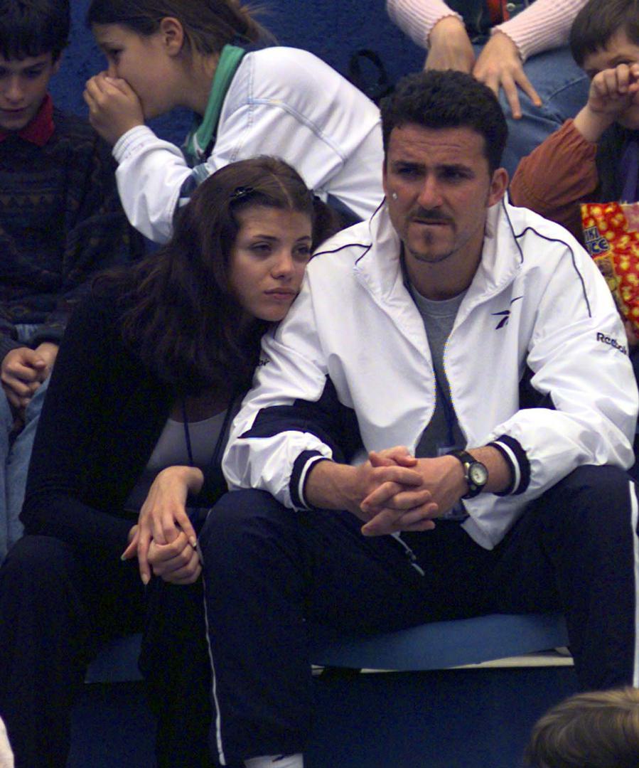 Direkcija izbora za Miss Hrvatske poništila je njezin izbor, tvrdeći da je došlo do nepravilnosti u radu Ocjenjivačkog suda i neregularnog glasanja, zbog čega je titula dodijeljena prvoj pratilji Ivani Petković. 