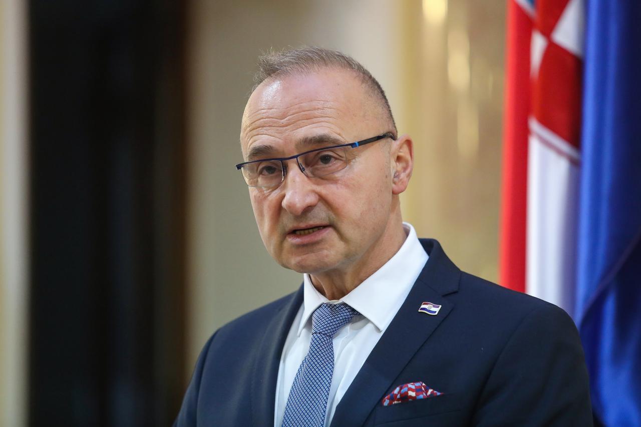 Zagreb: Ministar Grlić Radman govorio o provokaciji u Kninu
