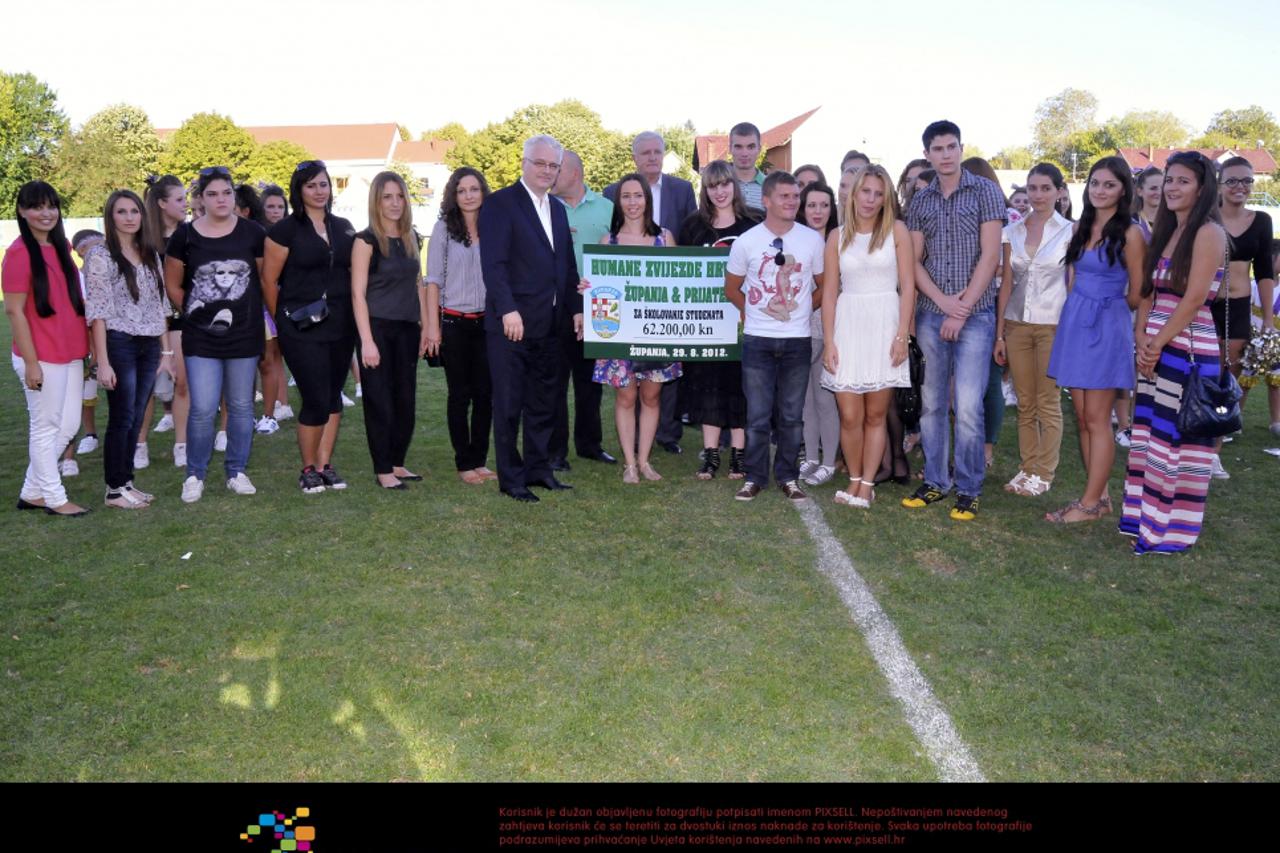 Josipović Županja humanitarna utakmica (1)