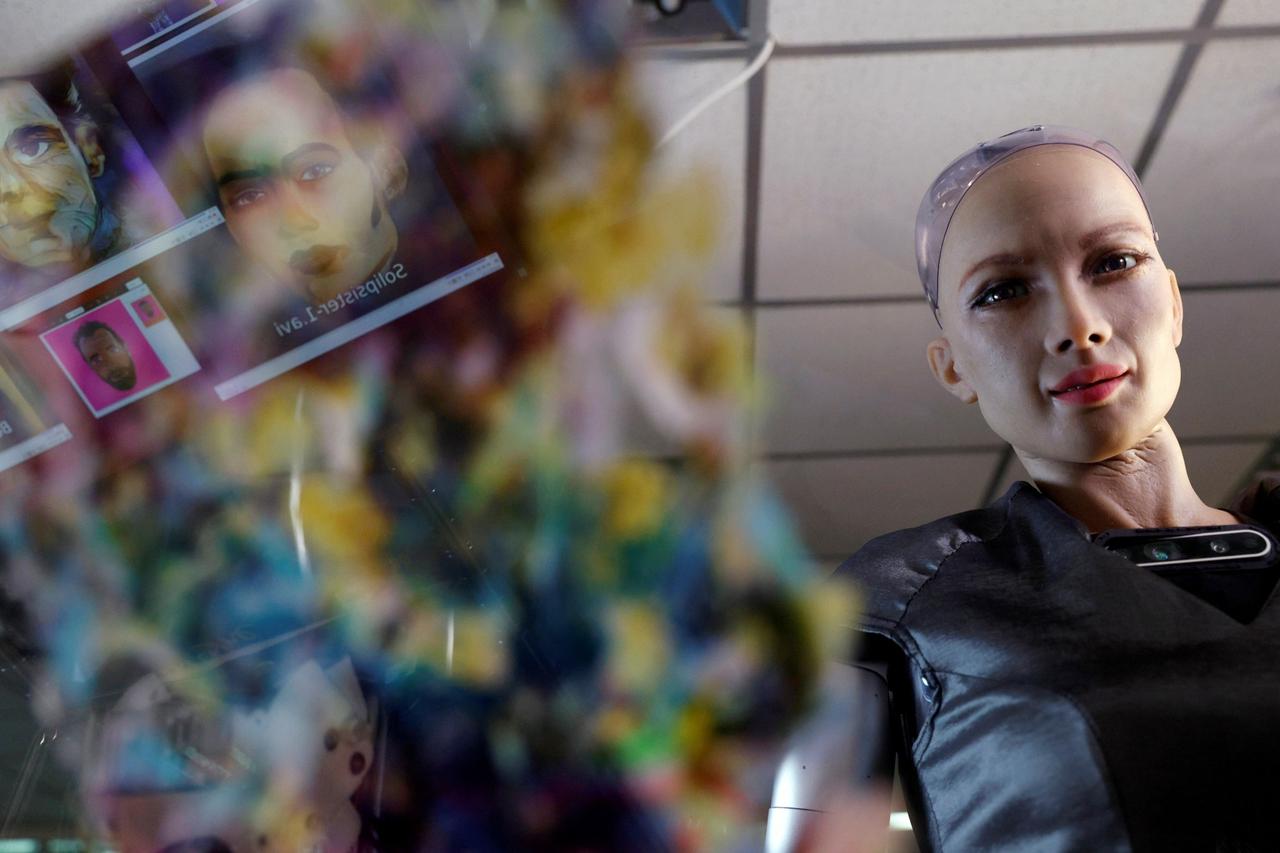 Sophia the robot to auction off her AI artwork