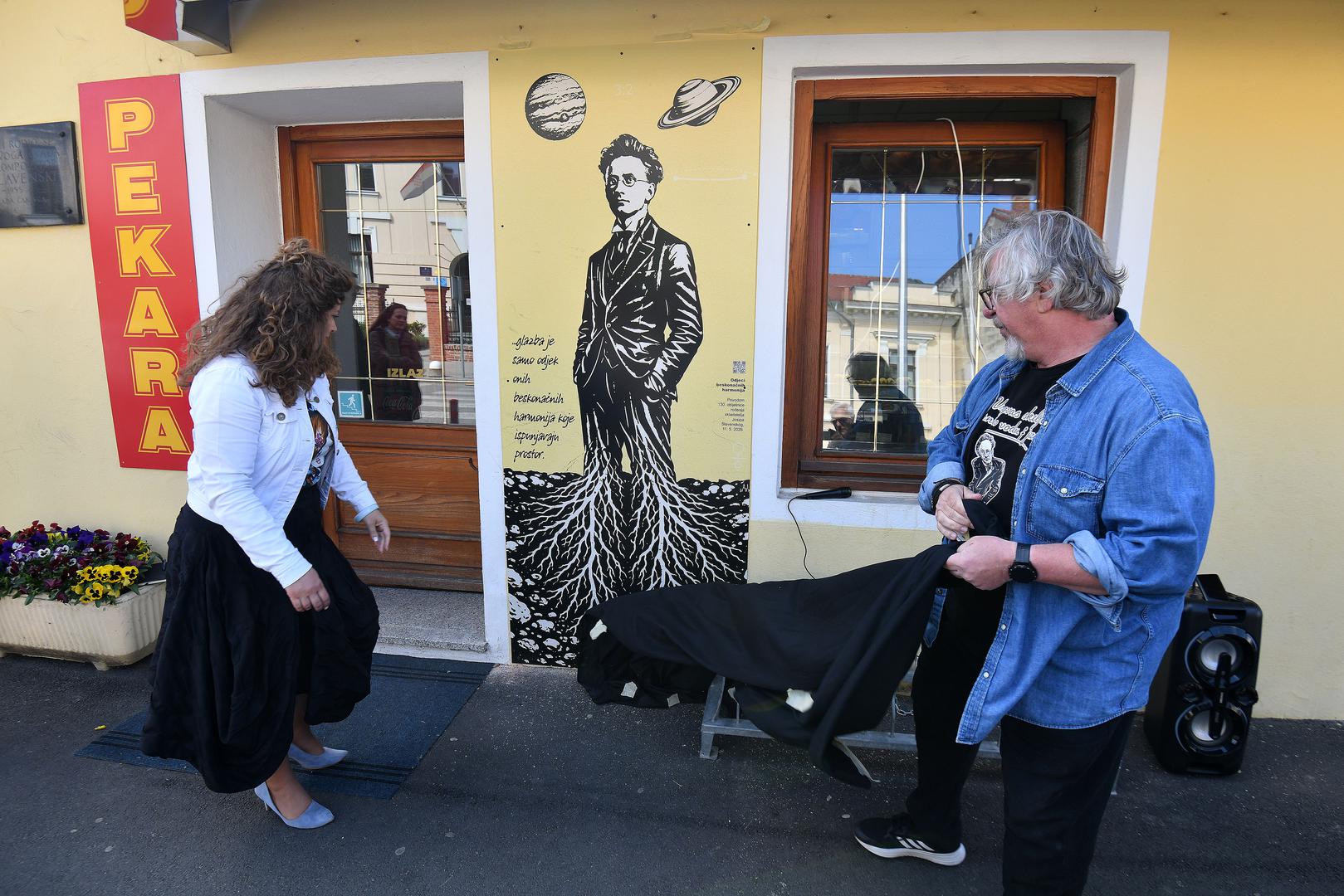 11.05.2026., Cakovec- Zamjenica gradonacelnice Lana Remar i umjetnik Daniel Hampamer Kiga otkrili mural posvecen skladatelju Josipu Stolceru Slavenskom pod nazivom "Odjeci beskonacnih harmonija". Photo: Vjeran Zganec Rogulja/PIXSELL