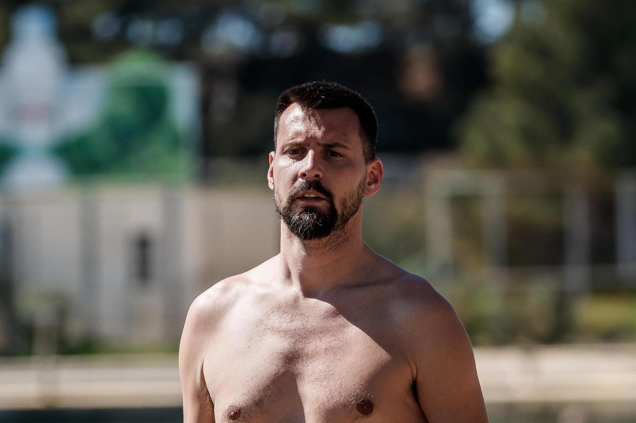 Split: Bojan Ivošević zaigrao je picigin na Bačvicama