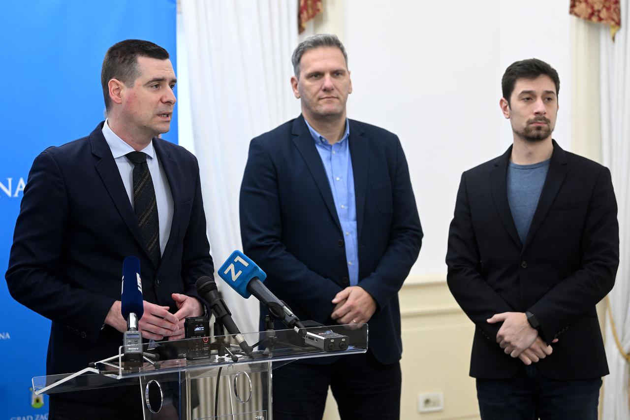 Zagreb: Konferencija za medije HDZ-a i HSLS-a u Gradskoj skupštini