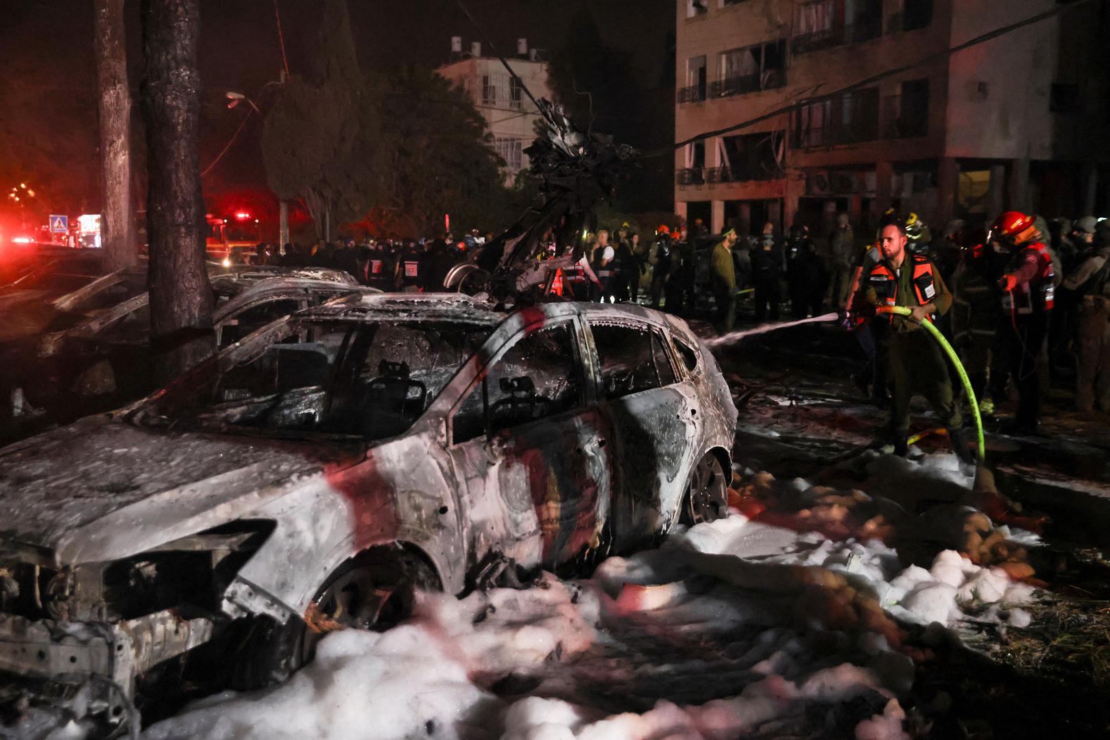 Emergency personnel operate after missiles were launched from Iran to Israel, in Haifa, Israel, June 15, 2025. REUTERS/Shir Torem Photo: SHIR TOREM/REUTERS