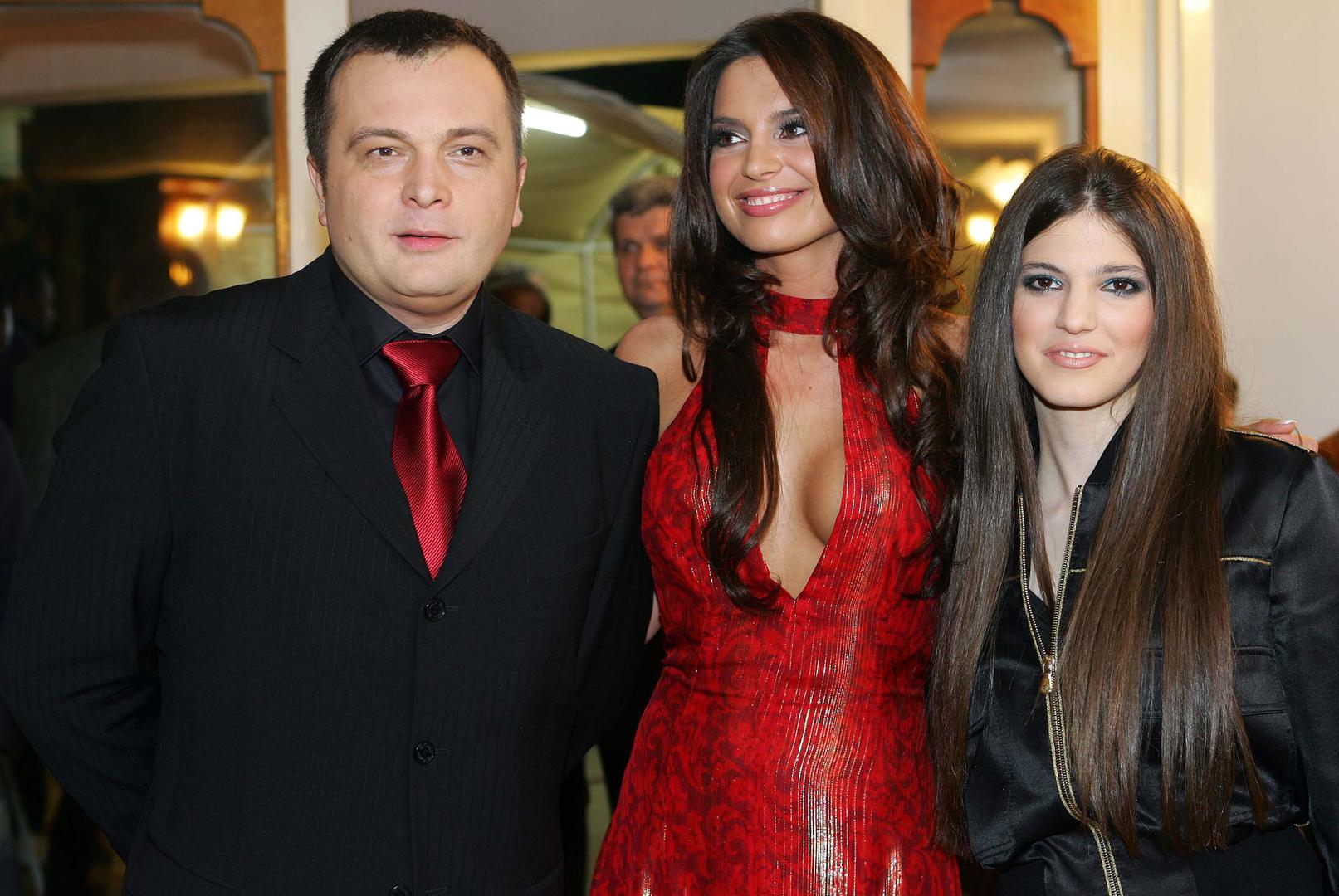 Vodila je brojne važne televizijske projekte, među kojima je najpoznatija HRT-ova popularna manifestacija Dora. 