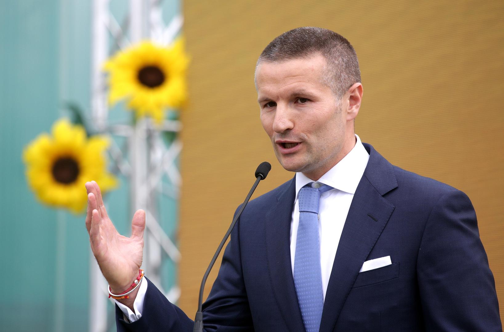 Ante Todorić - Sin je I. Todorića i njegova desna ruka. Aktivno je sudjelovao u pokušaju spašavanja kod Sberbanka početkom godine.