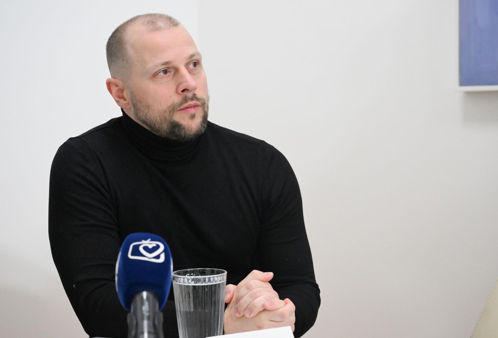 Priznaje kako u mladenačkim danima nije ni slutio da će mu ovako sada izgledati život.