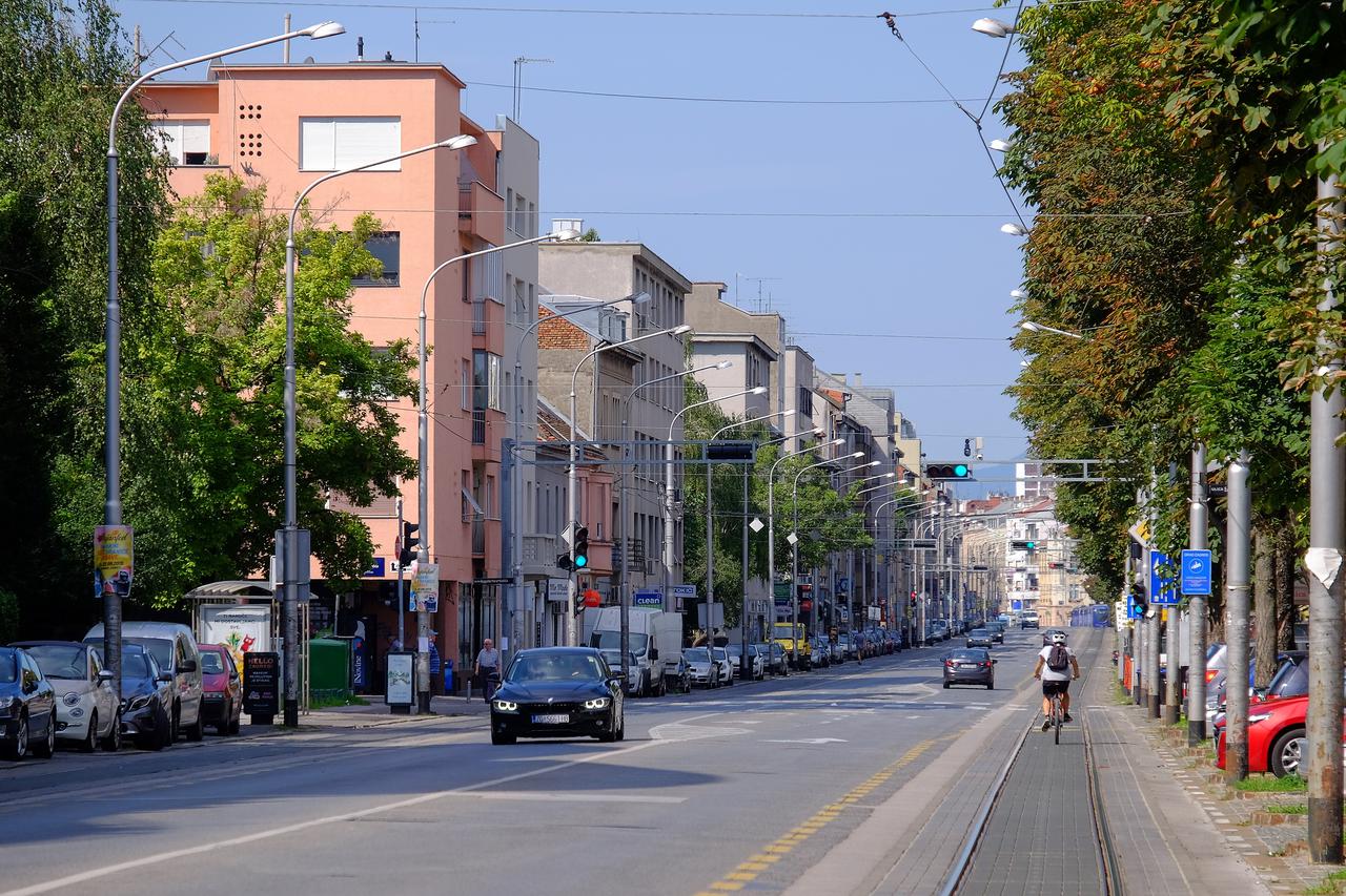 Zagreb: Prazne ulice u centru grada