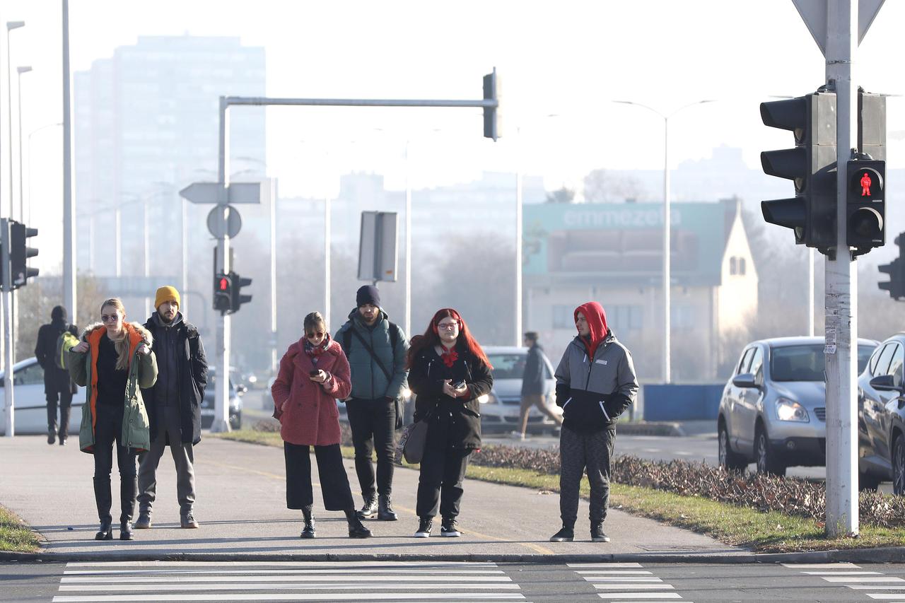 Stanovništvo u Hrvatskoj uglavnom je starije, mladih sve manje - danas se očekuju rezultati popisa