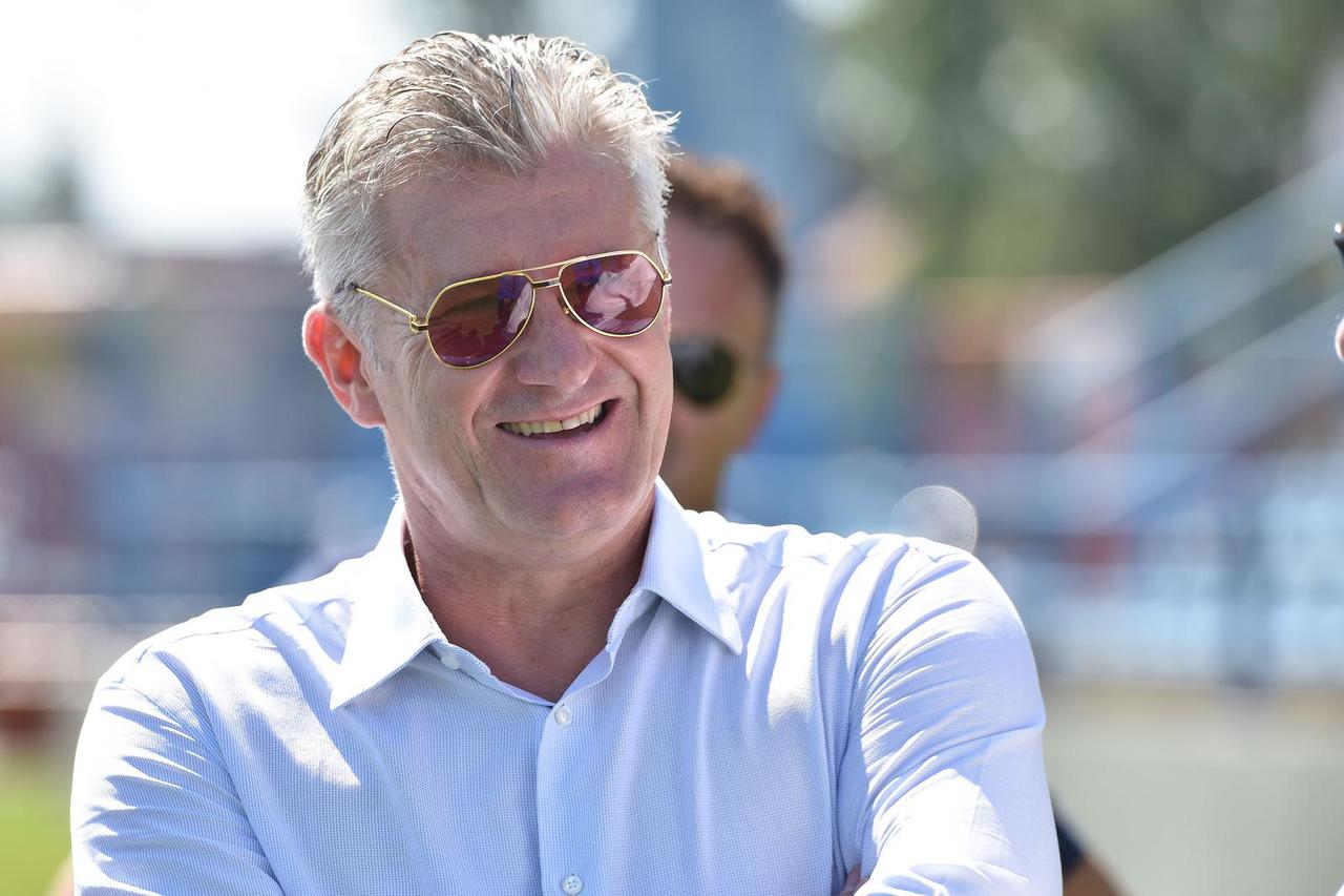 Varaždin: Predsjednik HNS-a Davor Šuker posjetio NK Varaždin