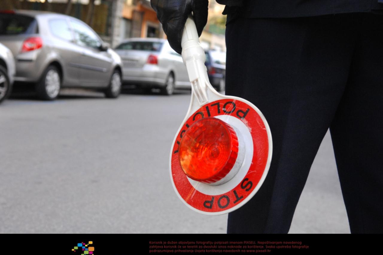 'Policija02_pxl_aut_050511'