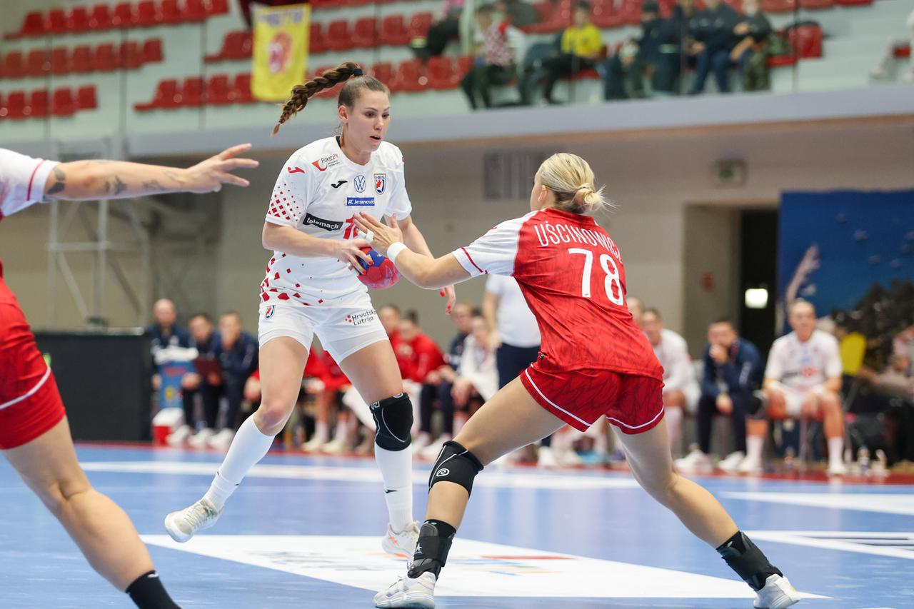 Novigrad: Rukometna utakmica Croatia Cupa između Hrvatske i Poljske