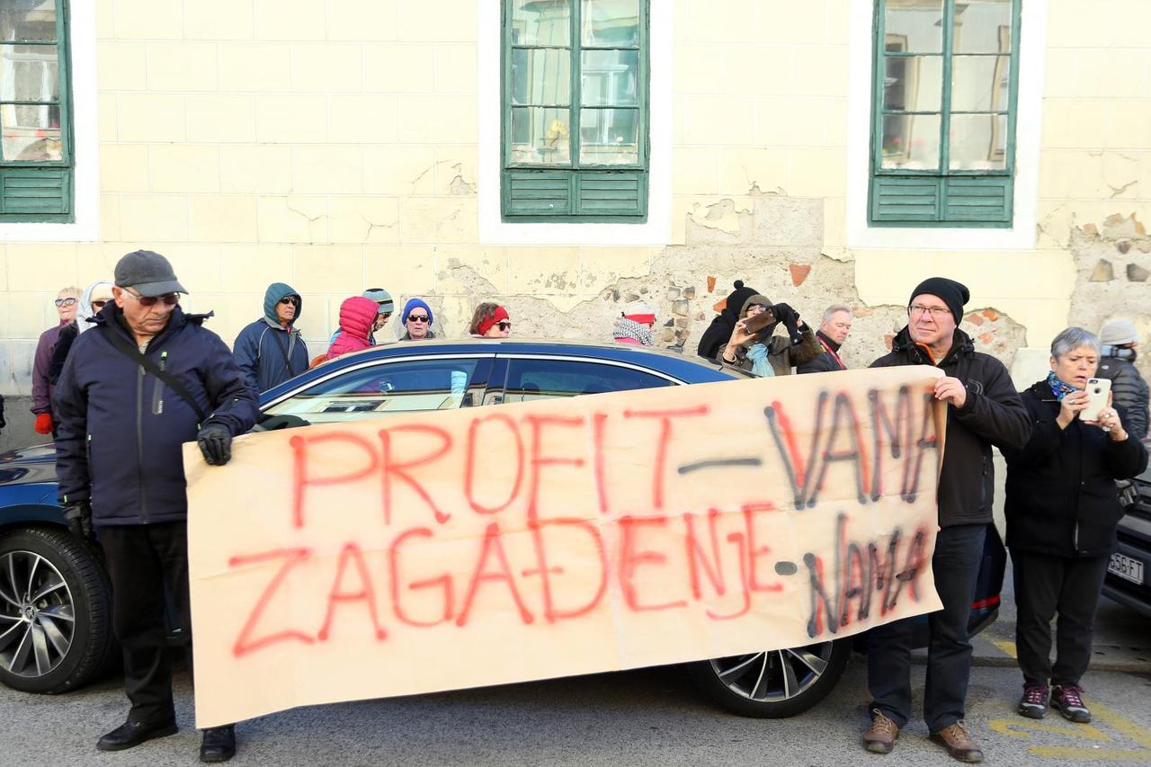 Prosvjed, Zelen akcija i UZOR