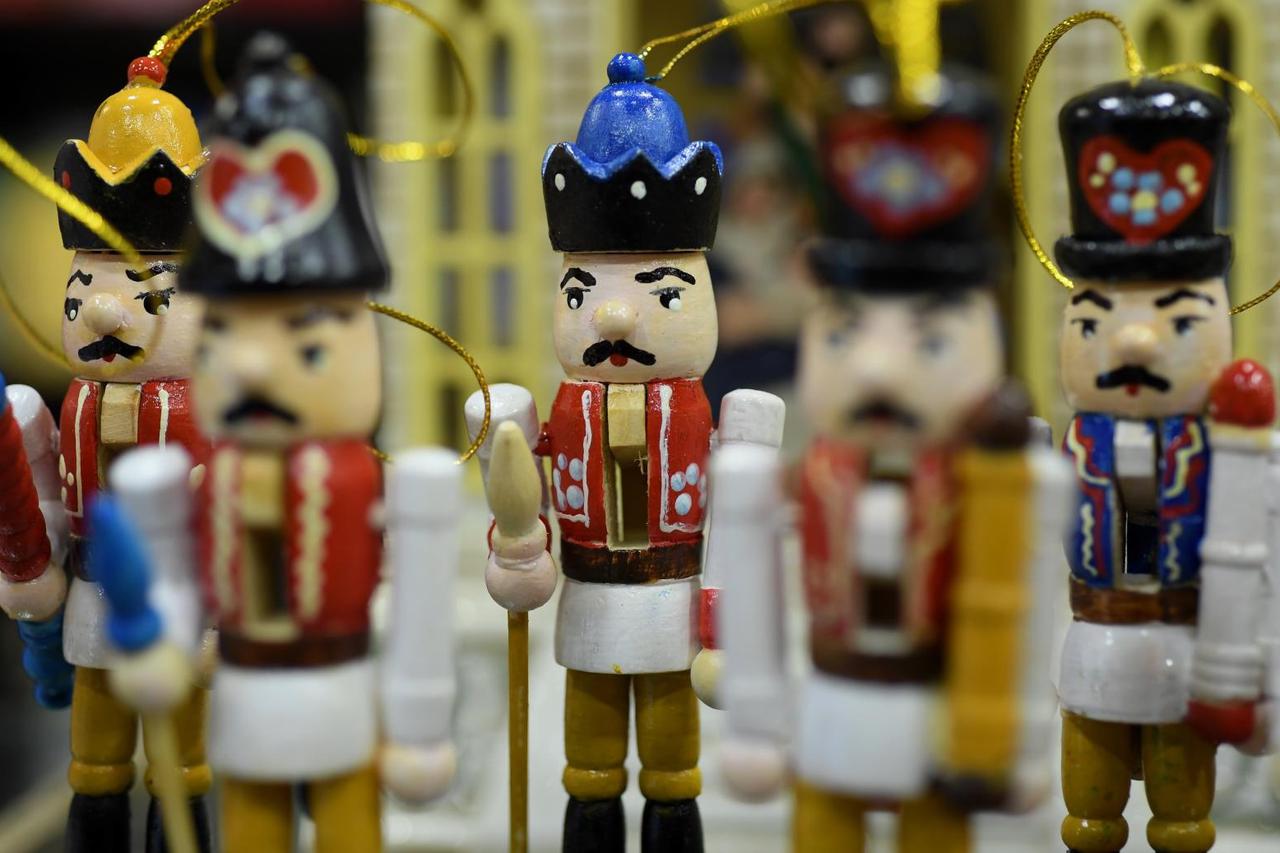 Orašar u šestinskoj nošnji