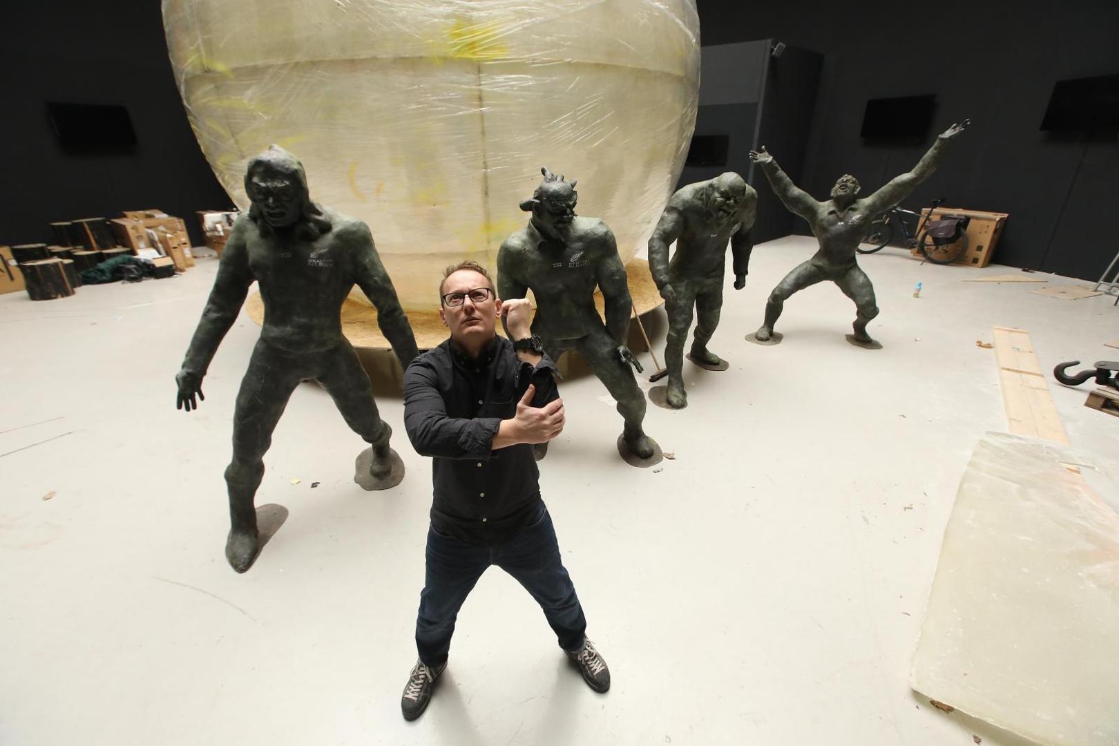 02.02.2021.Zagreb- Pripreme i raspakiravanje izlozaka za Vecernjakovu izlozbu "Hrvatska svijetu" u Domu likovnih umjetnika na Trgu zrtava fasizma.Izvrsni producent Damir Kanaet.
Photo: Boris Scitar/Vecernji list/PIXSELL