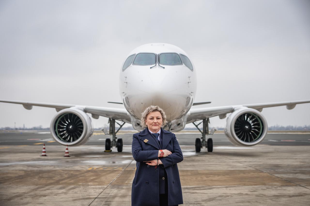 Zagreb: Kapetanica Croatia Airlinesa, Kristina Mlinarić