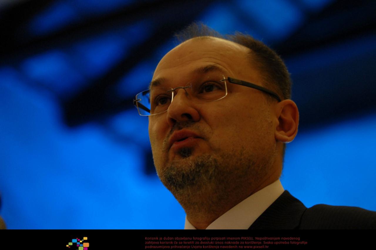 '29.04.2010., Porec - IDS organizirao Medjunarodnu liberalnu konferenciju Hrvatska prema EU - liberalni pristup. Jelko Kacin.  Photo: Dusko Marusic/PIXSELL'