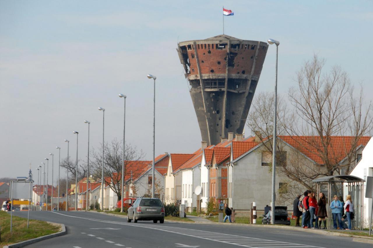 mitnica, vukovar, vodotoranj