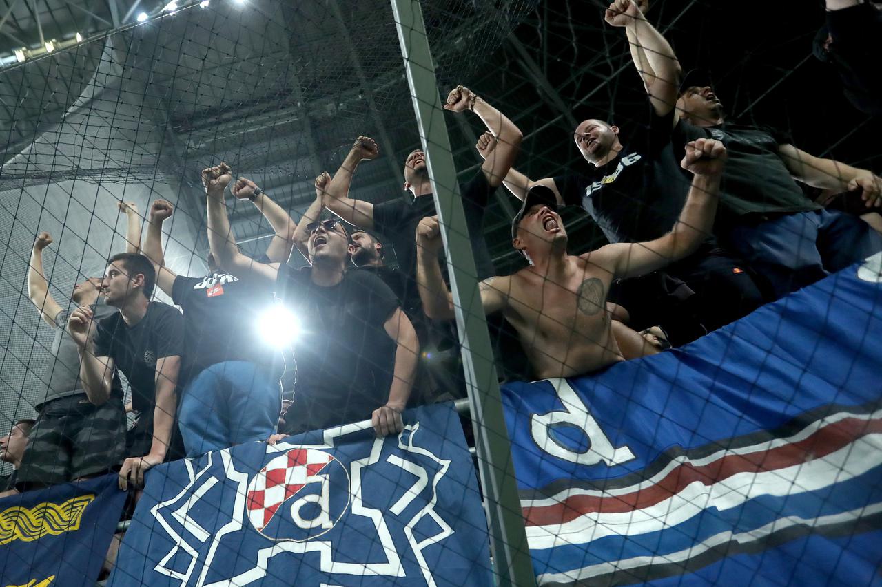 Bad Blue Boysi u Mađarskoj