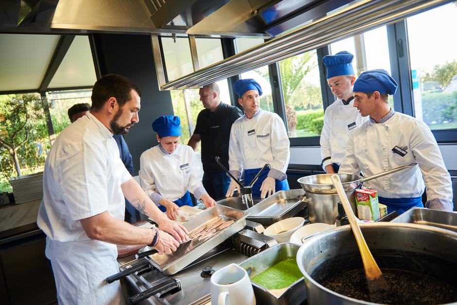 Wine & Gourmet Nights