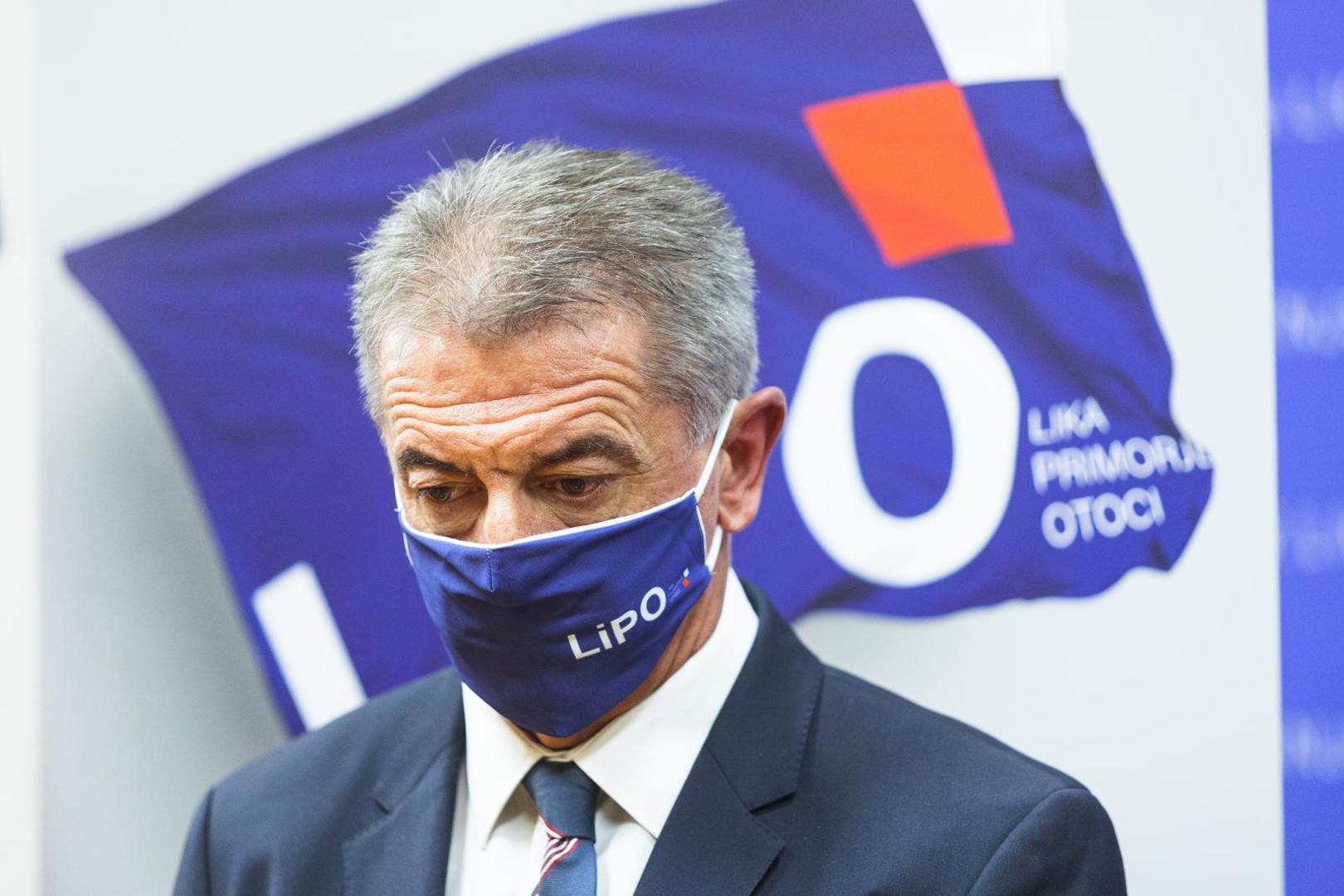 12.12.2020., Gospic - Konferencija za medije nakon osnivackog sabora nove politicke stranke Lika, Primorje i otoci (LiPO). Darko Milinovic Photo: Marko Dimic/PIXSELL