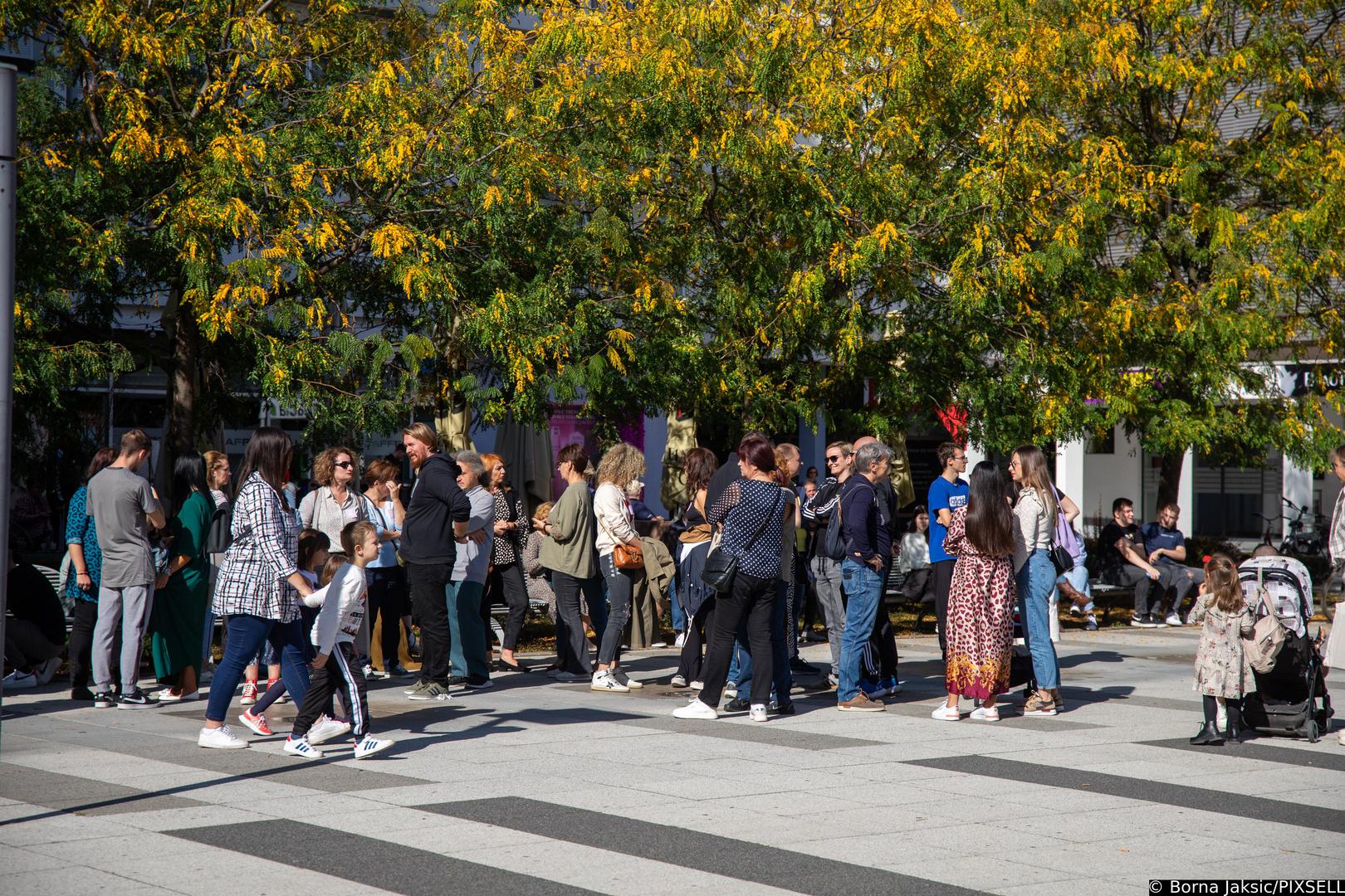 07.10.2022., Osijek - Odrzano mirno okupljanje pod nazivom "Sigurnost i povjerenje" na koje su pozvane sve gradjanke i gradjani Osijeka, kao i citave Osjecko-baranjske te okolnih zupanija. Ovaj skup je reakcija na ubojstvo studentice Mihaele Berak (21) koju je u Osijeku 20. rujna ubio policajac Marko Smazil (28). Photo: Borna Jaksic/PIXSELL