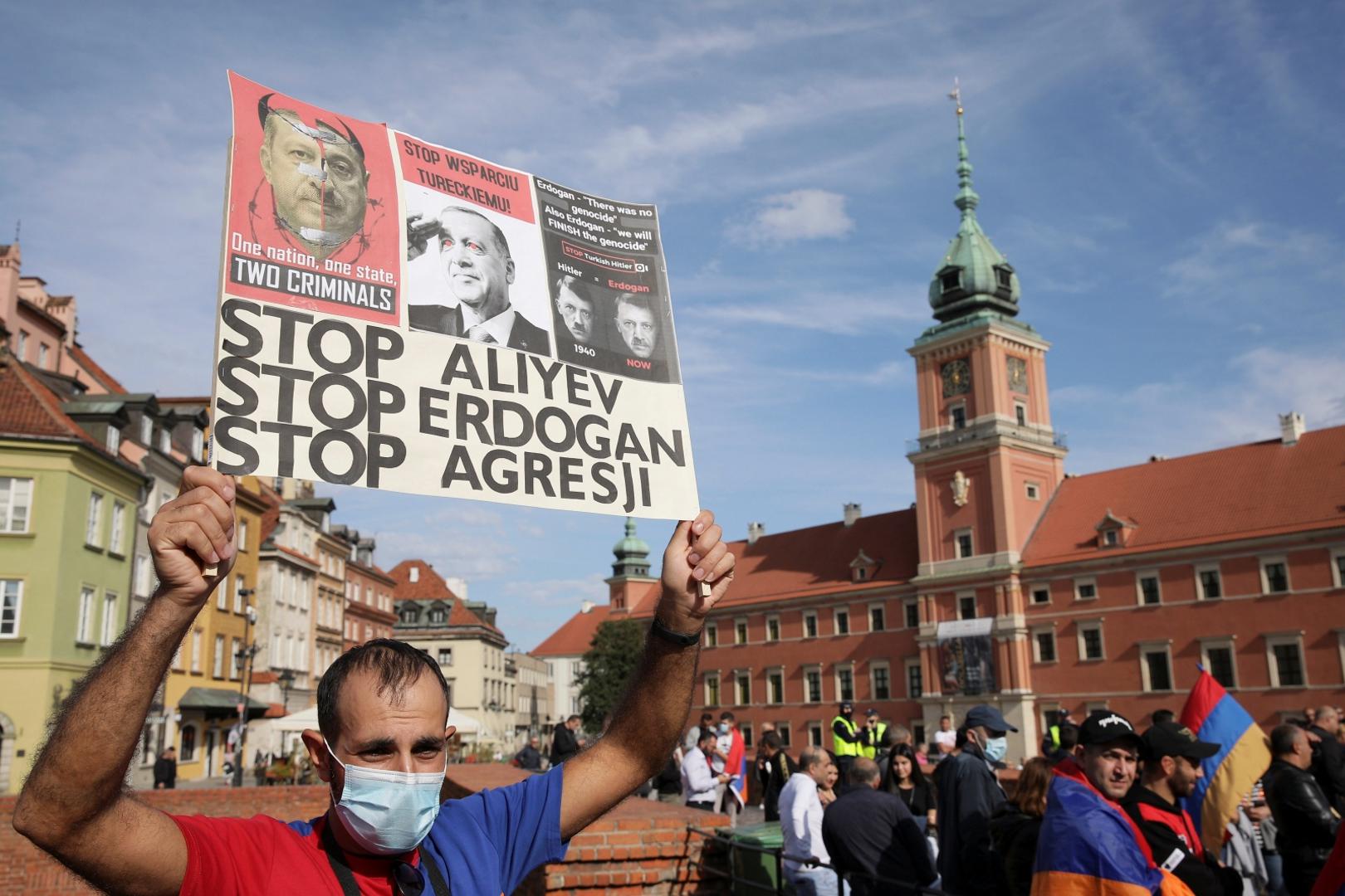 Man supporting Armenia takes part in a protest against their military conflict with Azerbaijan over the breakaway region of Nagorno-Karabakh, in Warsaw A man supporting Armenia takes part in a protest against their military conflict with Azerbaijan over the breakaway region of Nagorno-Karabakh, in Warsaw, Poland, October 5, 2020. Agencja Gazeta/Dawid Zuchowicz via REUTERS ATTENTION EDITORS - THIS IMAGE WAS PROVIDED BY A THIRD PARTY. POLAND OUT. AGENCJA GAZETA