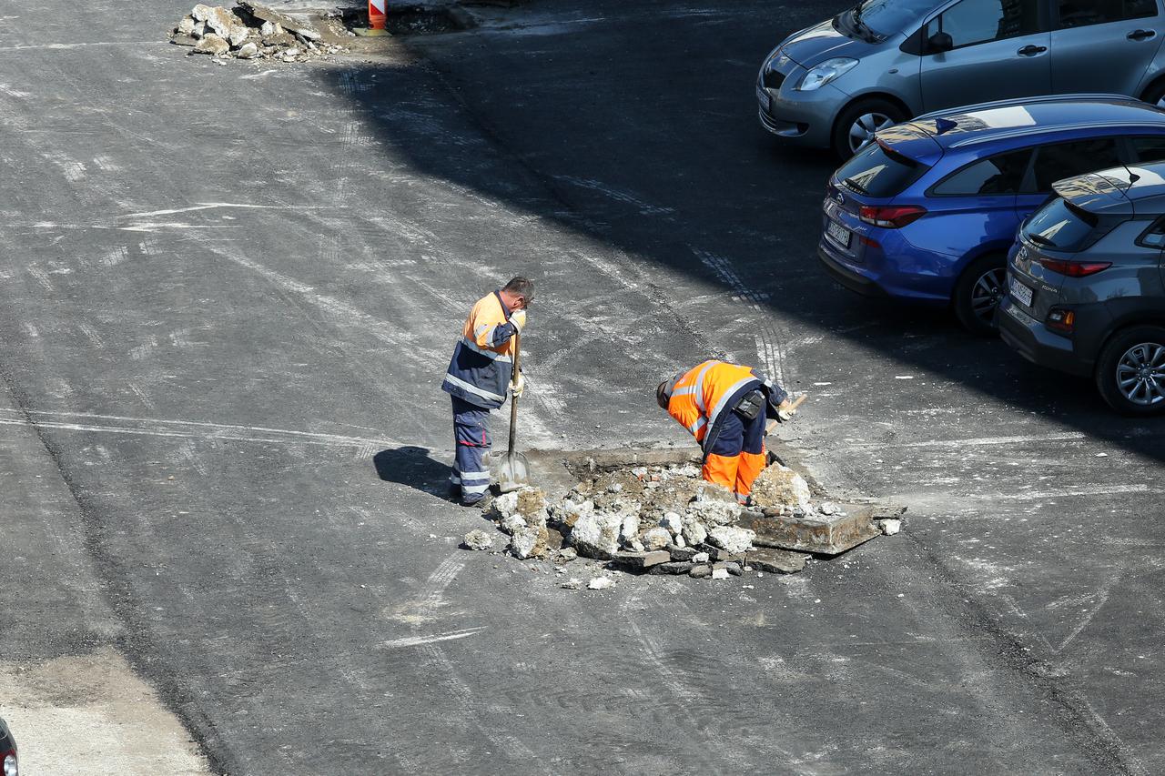 Zagreb: Počeli radovi na obnovi ceste u Argentinskoj ulici