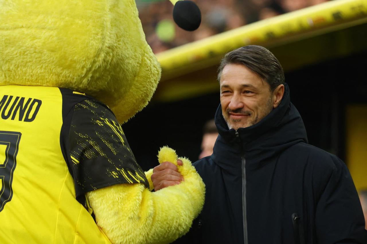 Bundesliga - Borussia Dortmund v VfB Stuttgart