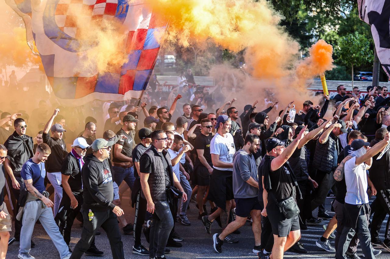 Split: Korteo Torcide prema stadionu Poljud