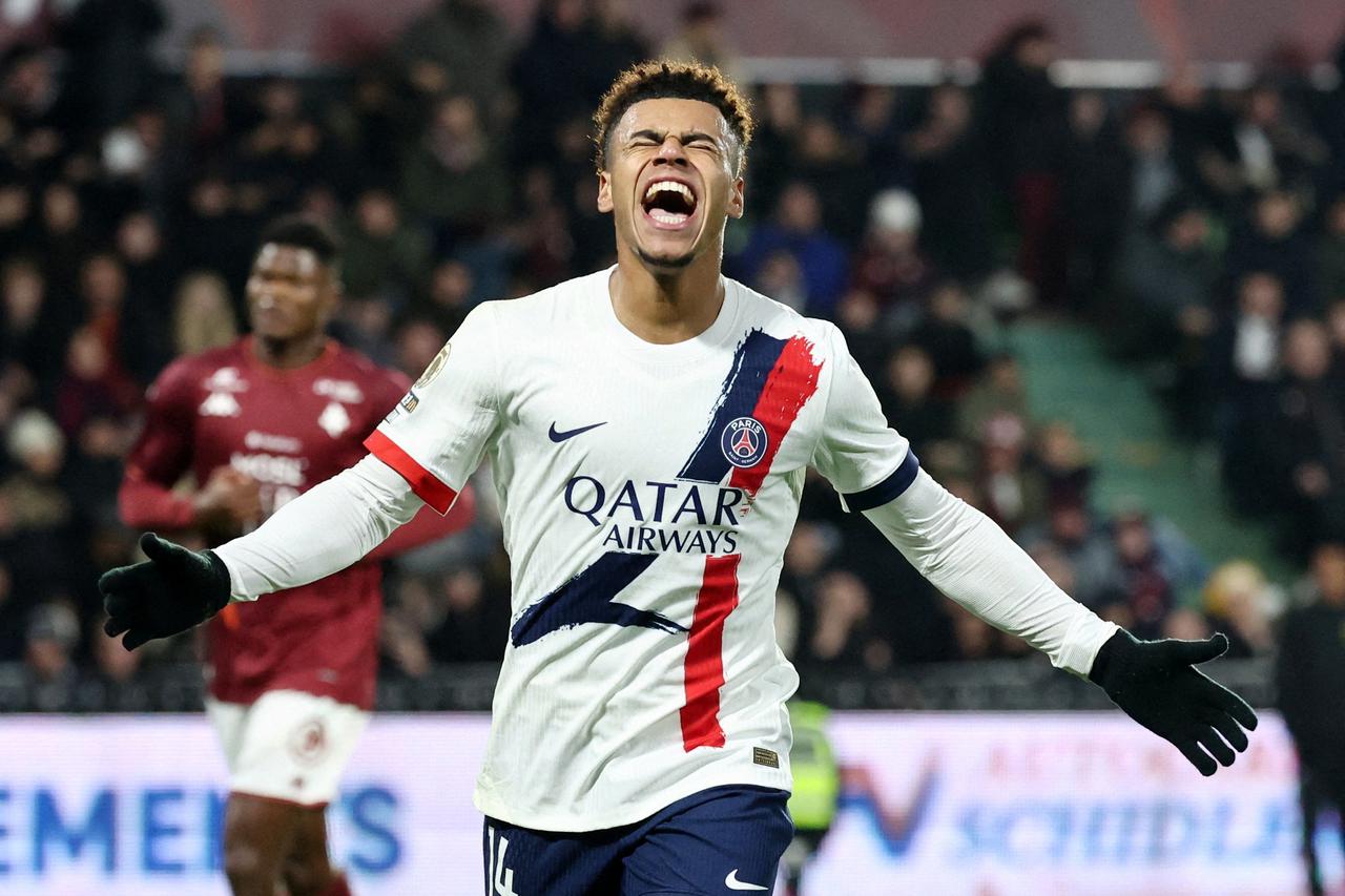 Ligue 1 - FC Metz v Paris St Germain