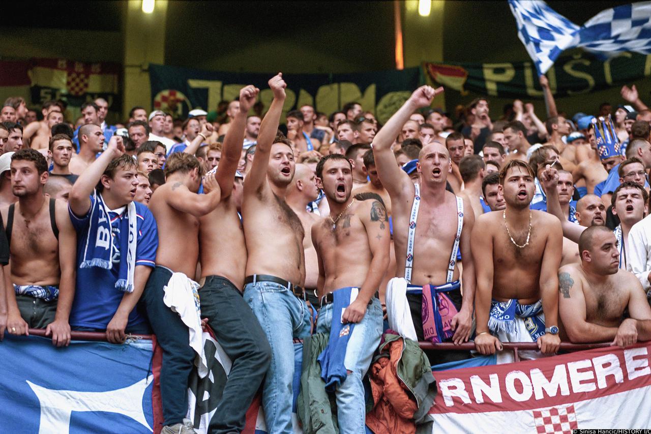 Milano: Prva utakmica 3. kvalifikacijskog kruga za Ligu prvaka, AC Milan - Dinamo Zagreb  3:1, 09.08.2000.