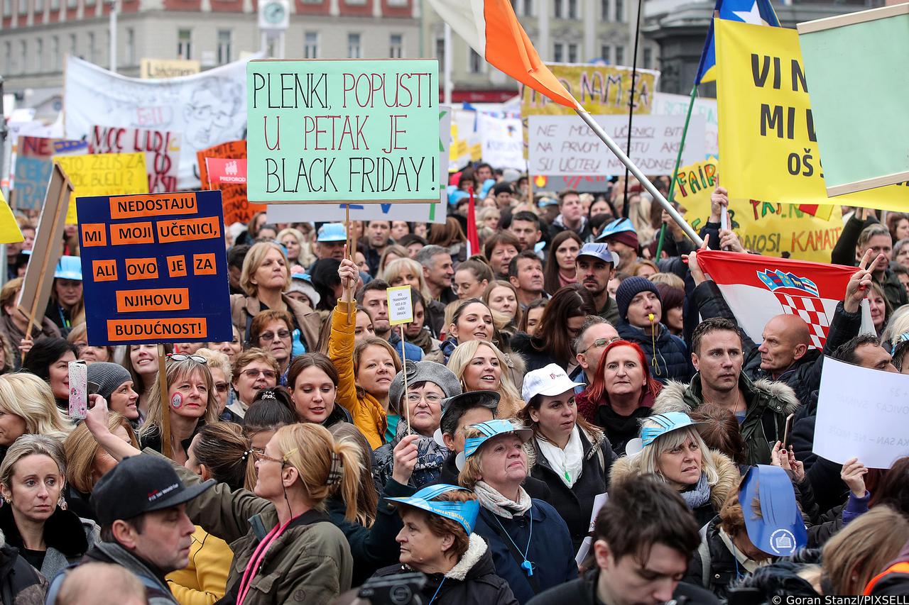 Zagreb: Tisuće prosvjetara stiglo na glavni gradski Trg