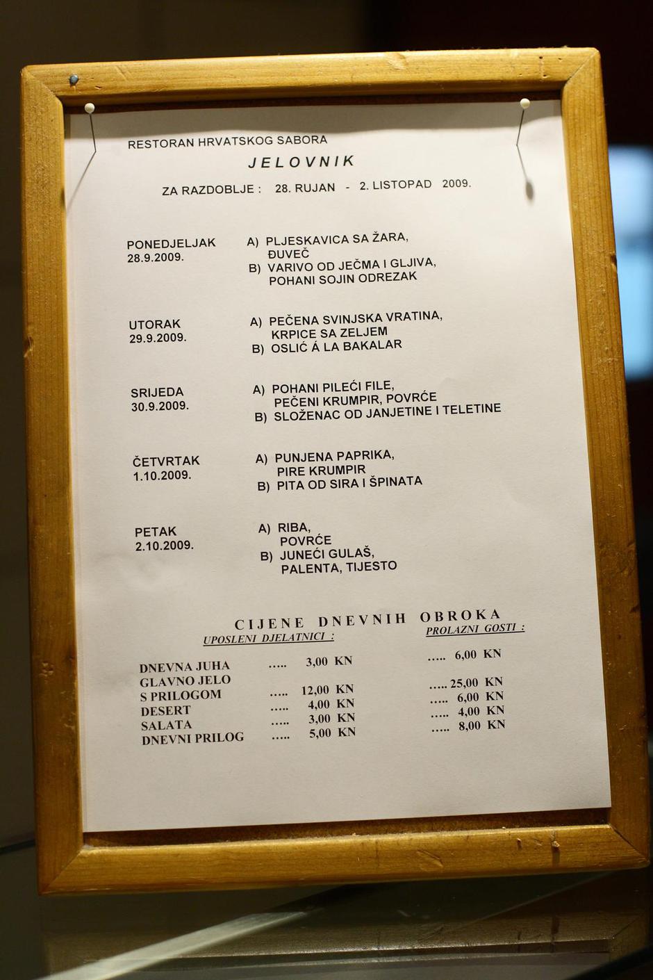 Zagreb: Saborska kantina i jelovnik