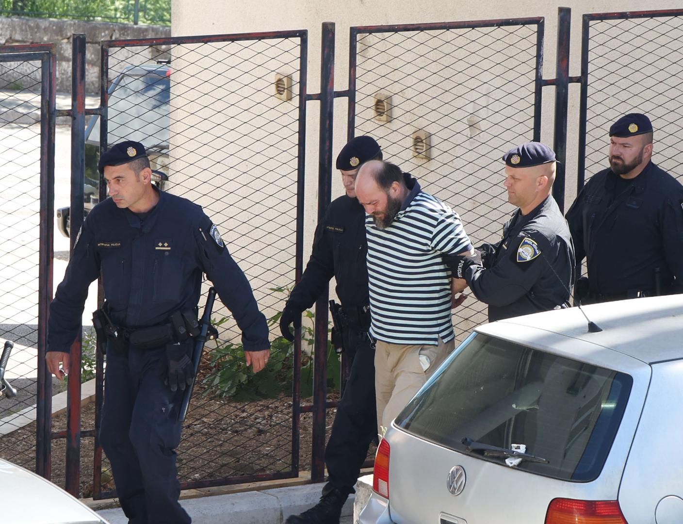 Aleksić je prvotno nepravomoćno osuđen na 12 godina zatvora, no Vrhovni sud kasnije je kaznu povećao na 14 godina. Kao otegotne okolnosti navedeni su planiranje ubojstva, brutalnost napada i način na koji je zločin počinjen. Određena mu je i mjera obveznog psihijatrijskog liječenja. 