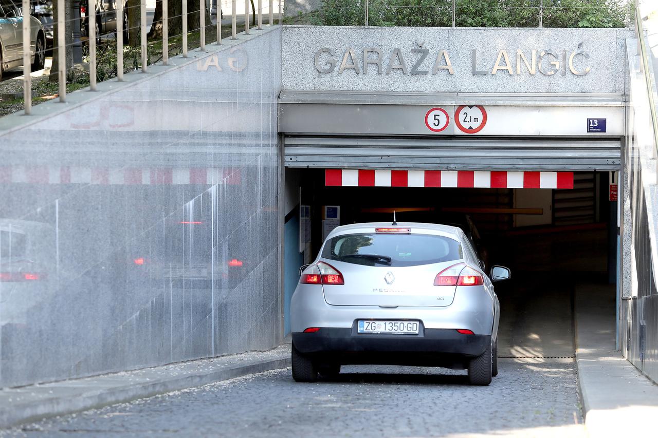 Zagreb: Javne garaže otvorene su za građanje - besplatne za vlasnike oštećenih zgrada