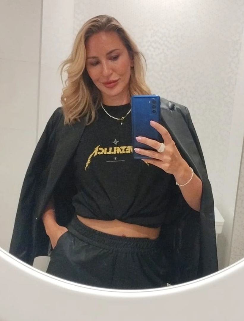 Inače, kao jedna od sudionica prve sezone 'Gospodina Savršenog', Iva je bila proglašena pobjednicom, no Goran Jurenec u konačnici se odlučio za Hanu Rodić s kojom je u vezi nakon showa.