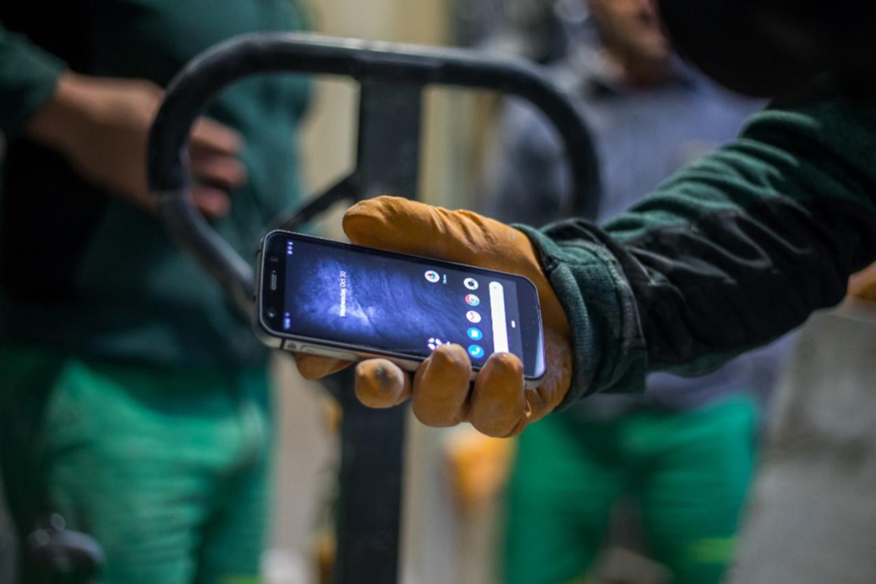 Cat S52 pametni telefon