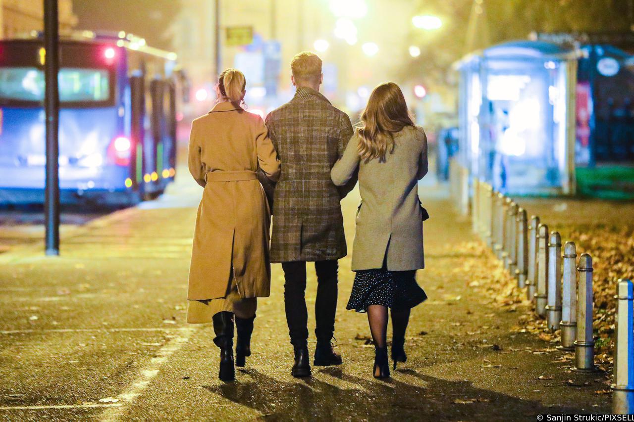 Zagreb: Zadnji izlazak s dvije djevojke prije pojačanih epidemioloških mjera