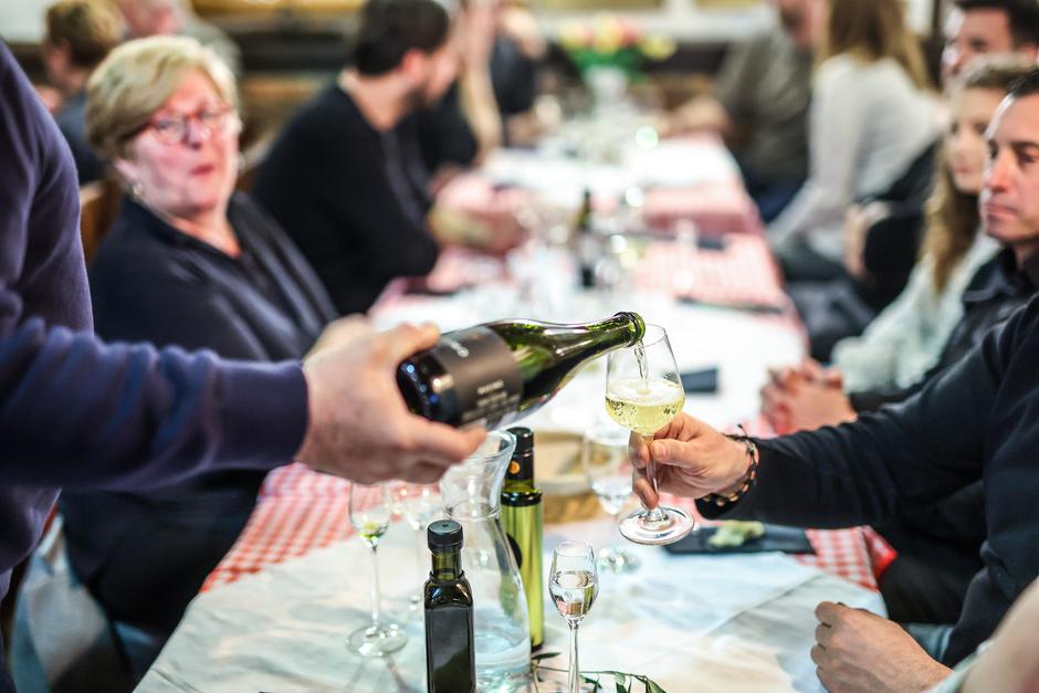 Zagreb: Gastro event Vino uz žlicu