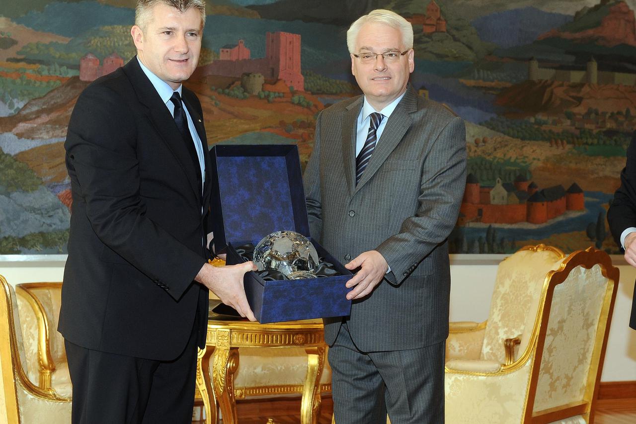 Šuker - Josipović